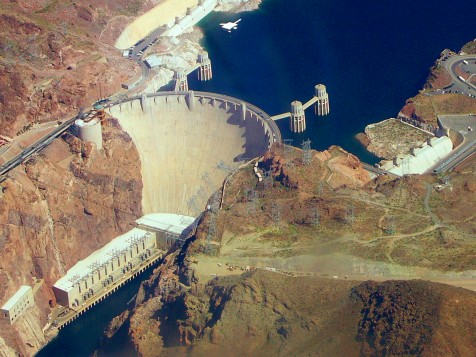 Hoover_dam_from_air